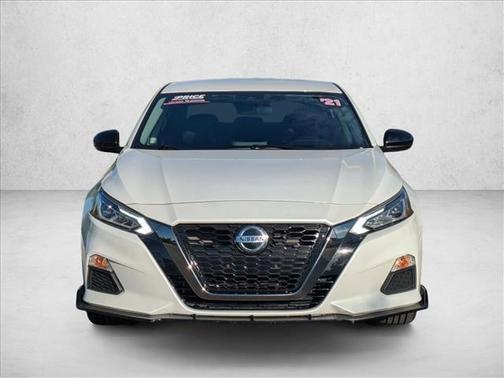 2021 Nissan Altima SR FWD