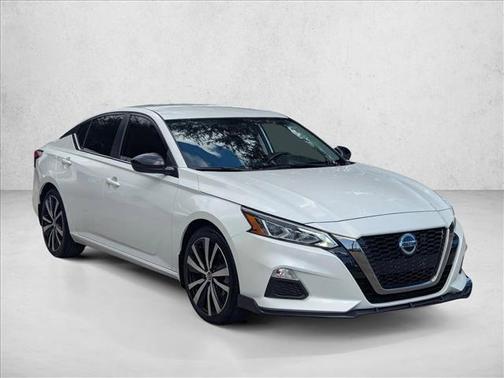 2021 Nissan Altima SR FWD