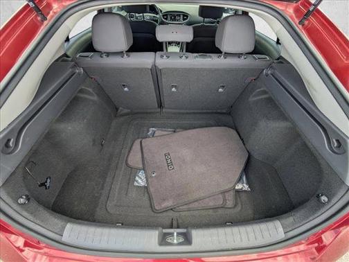 2019 Hyundai IONIQ Hybrid SEL