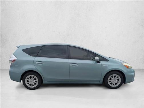 2014 Toyota Prius v Three