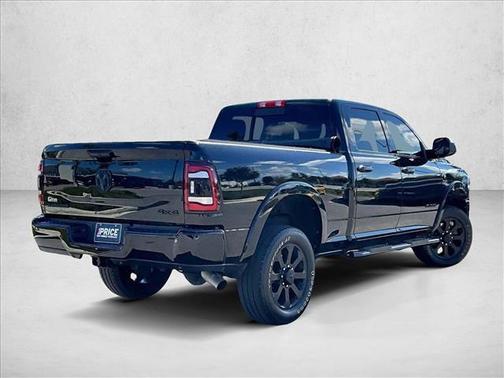 2022 RAM 2500 Laramie Crew Cab 4x4 6'4' Box