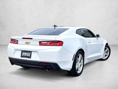 Summit White 2017 Chevrolet Camaro 1LS