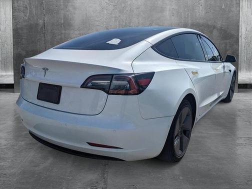 2021 Tesla Model 3 Standard Range Plus