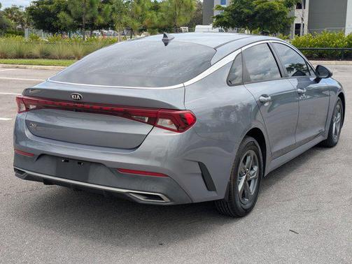 2021 Kia K5 LX