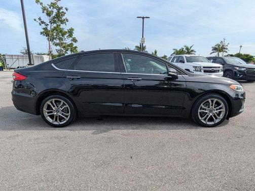 2020 Ford Fusion SEL