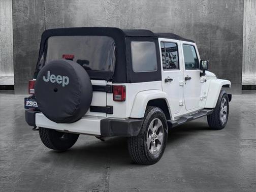2016 Jeep Wrangler Unlimited Sahara