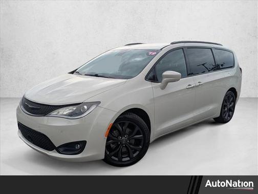 2019 Chrysler Pacifica Touring-L Plus