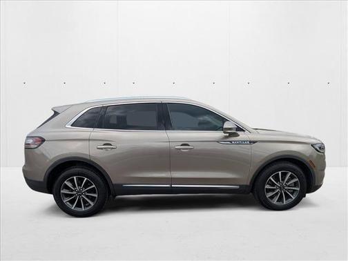 2021 Lincoln Nautilus Standard