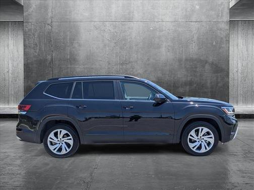 2023 Volkswagen Atlas 3.6L SE w/Technology
