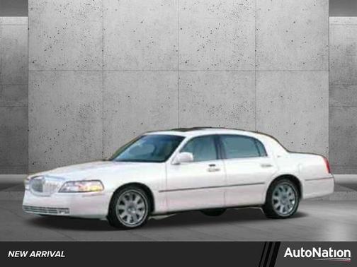 2004 Lincoln Town Car Ultimate