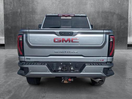 2024 GMC Sierra 2500 AT4