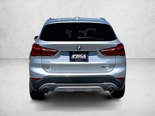 Glacier Silver Metallic 2018 BMW X1 xDrive28i