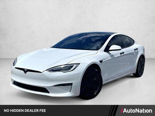 Pearl White Multi-Coat 2022 Tesla Model S Dual Motor All-Wheel Drive