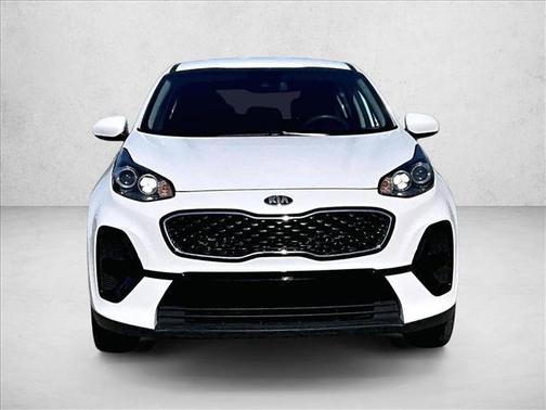 Snow White Pearl 2022 Kia Sportage LX