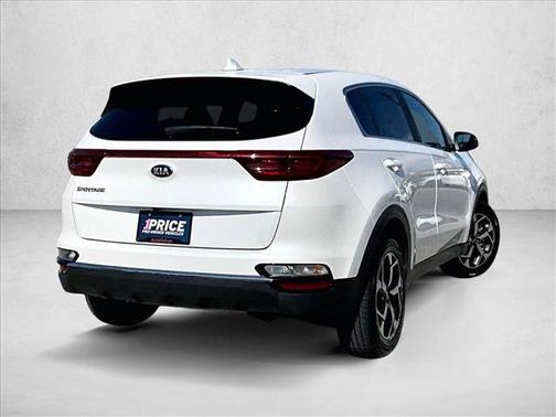 Snow White Pearl 2022 Kia Sportage LX