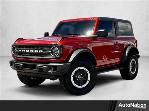 Hot Pepper Red Metallic Tinted Clearcoat 2023 Ford Bronco Black Diamond