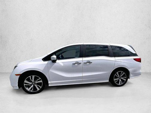 Platinum White Pearl 2024 Honda Odyssey Touring