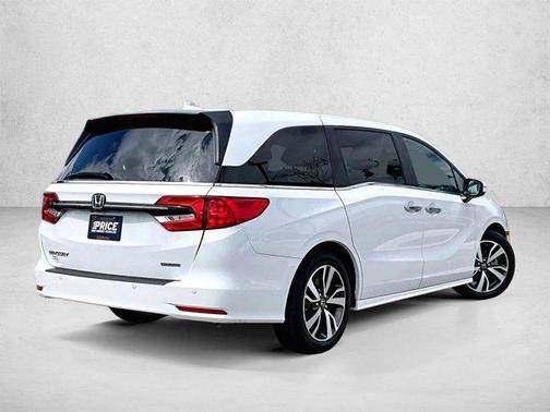 Platinum White Pearl 2024 Honda Odyssey Touring