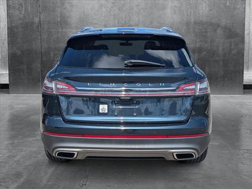 2022 Lincoln Nautilus Standard