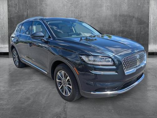 2022 Lincoln Nautilus Standard