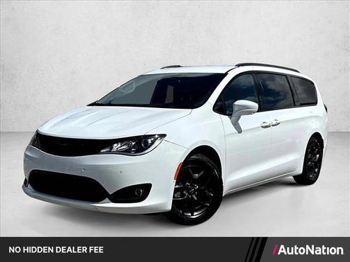 Bright White Clearcoat 2020 Chrysler Pacifica Touring-L Plus