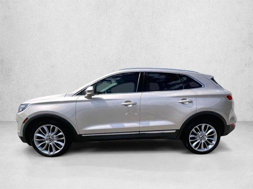 Palladium White Gold Metallic 2017 Lincoln MKC Reserve