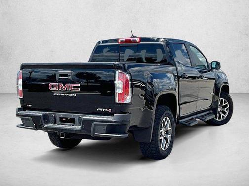 Onyx Black 2022 GMC Canyon AT4