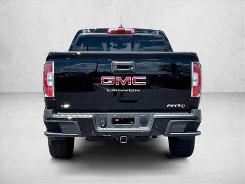 Onyx Black 2022 GMC Canyon AT4