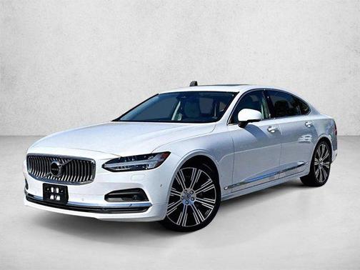 Crystal White Metallic 2022 Volvo S90 B6 Inscription