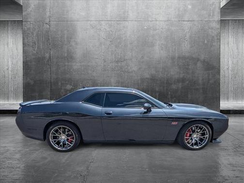 2017 Dodge Challenger SRT 392