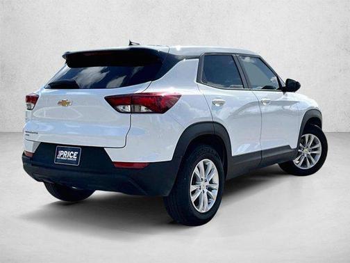 Summit White 2021 Chevrolet Trailblazer LS