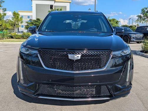 2022 Cadillac XT6 Sport AWD