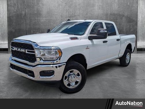 2024 RAM 2500 Tradesman Crew Cab 4x4 6'4' Box