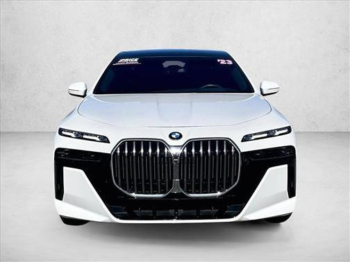 2023 BMW 740 i