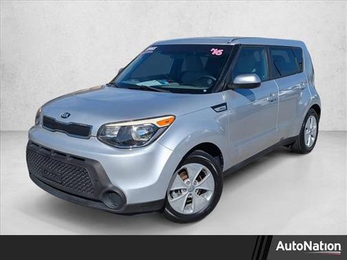 2016 Kia Soul Base