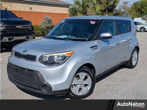 2016 Kia Soul Base