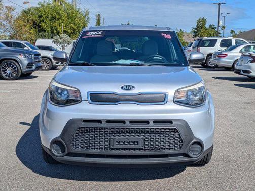 2016 Kia Soul Base