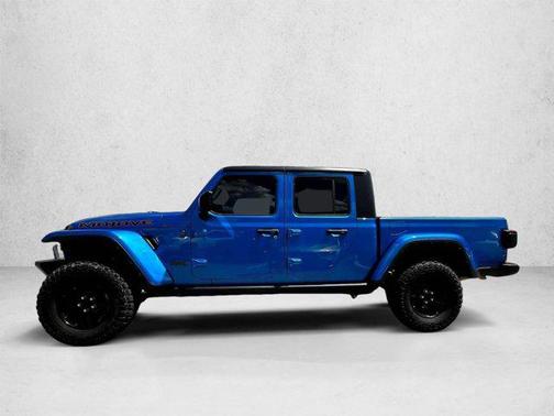 Hydro Blue Pearlcoat 2022 Jeep Gladiator Mojave 4x4