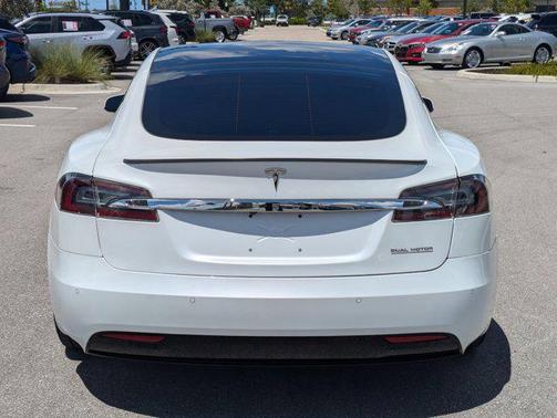 2020 Tesla Model S Performance