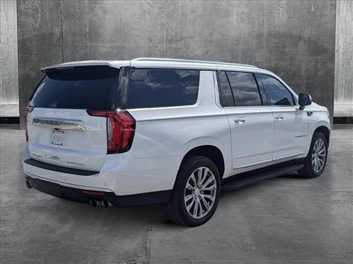 2022 GMC Yukon XL Denali