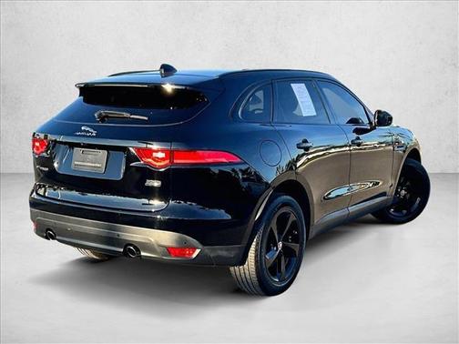 2018 Jaguar F-PACE 25t Premium