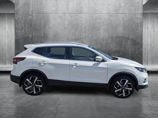 2020 Nissan Rogue Sport SL