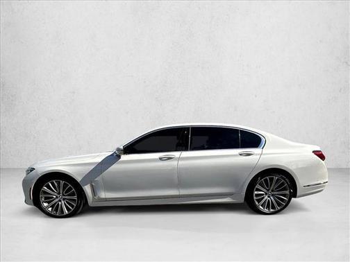 2022 BMW 750 i xDrive