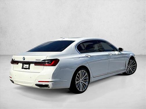 2022 BMW 750 i xDrive