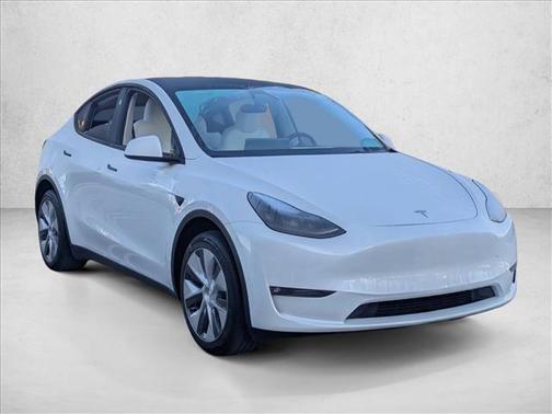 2023 Tesla Model Y AWD *Ltd Avail*