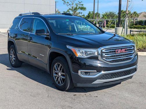 2017 GMC Acadia SLT-1