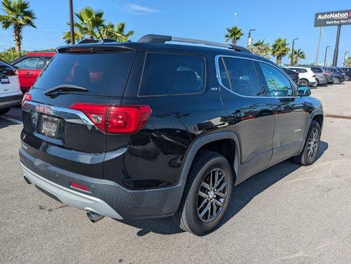2017 GMC Acadia SLT-1