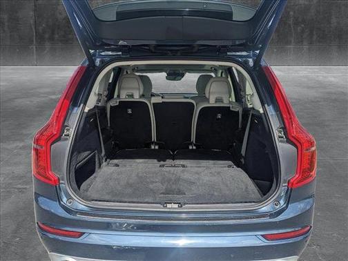 2019 Volvo XC90 T5 Momentum