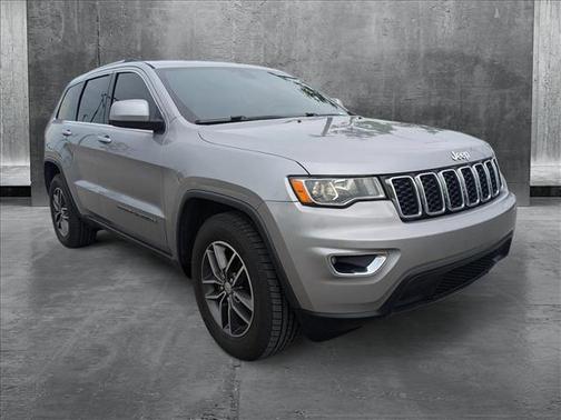 2018 Jeep Grand Cherokee Laredo E