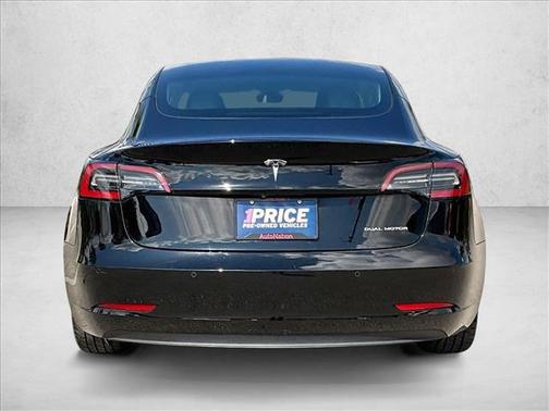 Pearl White Multi-Coat 2022 Tesla Model 3 Long Range